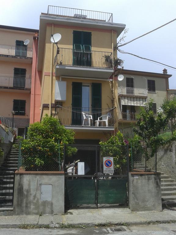 Apartamento Da Rita San Terenzo Exterior foto