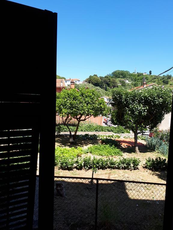 Apartamento Da Rita San Terenzo Exterior foto